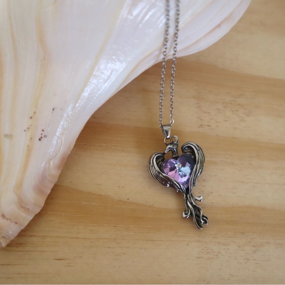 Phoenix‎ Heart Zirconia Pendant Necklace for Women’s Purple Color - Picture 4 of 6